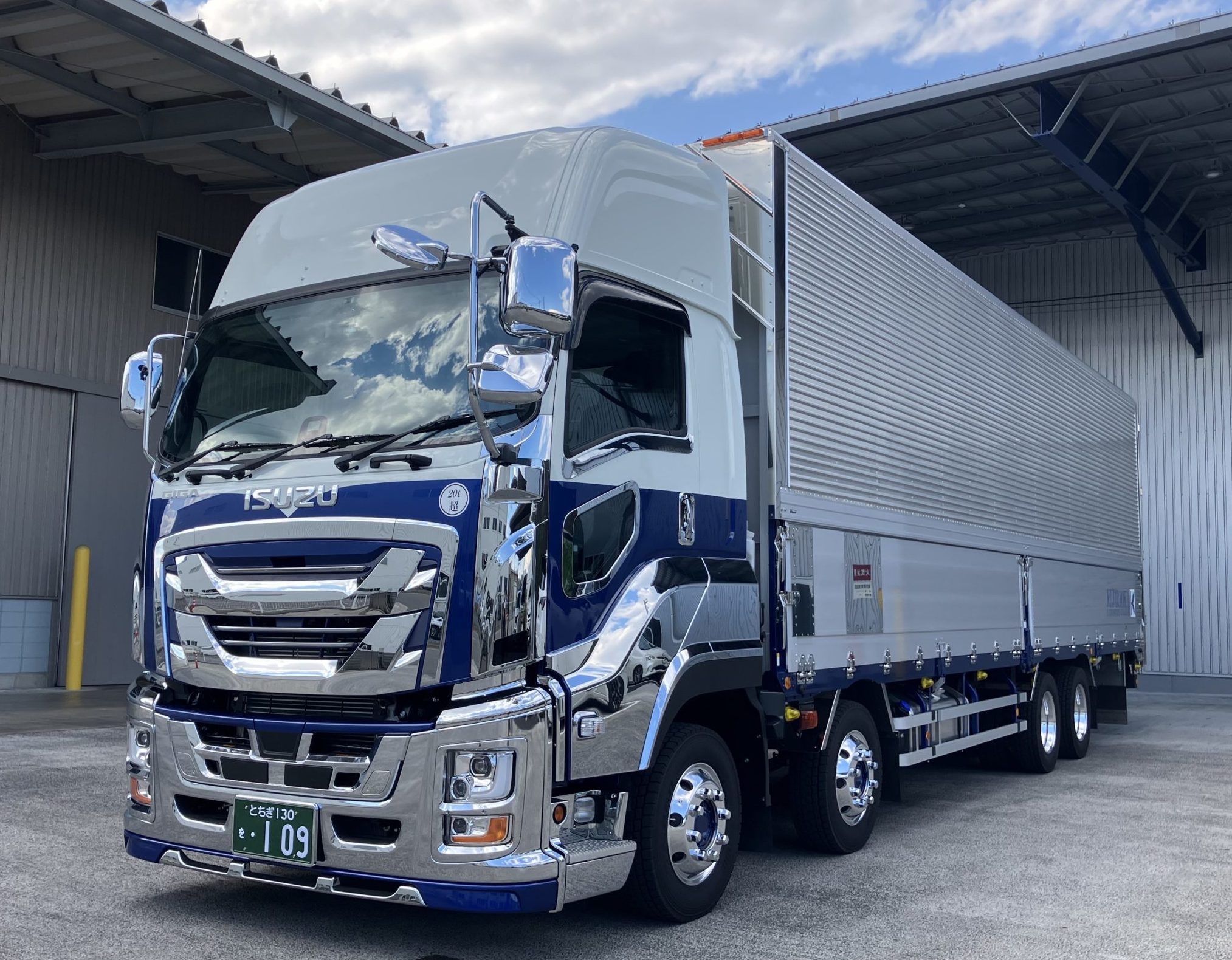 新車✨大型トラック納車しました!✨✨